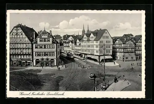 AK Kassel, Strasse Freiheiter-Durchbruch mit Drahtwerk Linker und Strassenbahn