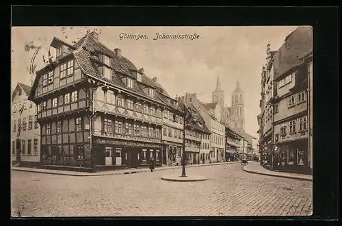 AK Göttingen, Johannisstrasse mit Kirche