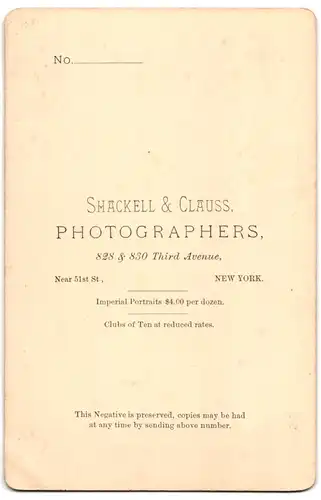 Fotografie Shackell & Clauss, New York, 828 & 830 Third Avenue, Bürgerlicher Herr in Anzugjacke mit Schnauzbart