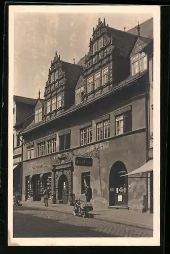 AK Saalfeld, Strassenpartie mit Apotheke