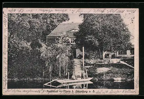 AK Pforta bei Naumburg a. S., Fischhaus mit Kahnpartie, vom Wasser gesehen