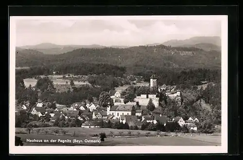 AK Neuhaus an der Pegnitz /Bayr. Ostmark, Ortsansicht aus der Ferne
