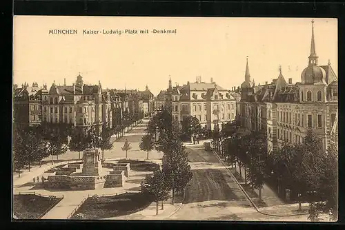 AK München, Kaiser-Ludwig-Platz mit Denkmal