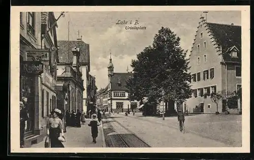 AK Lahr i. B., Urteilsplatz mit Rathaus