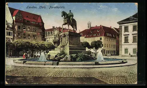 AK Landau / Pfalz, Paradeplatz mit Brunnen und Denkmal