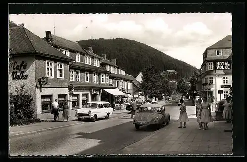 AK Willingen / Waldeck, Ortsansicht mit Hotel Volke