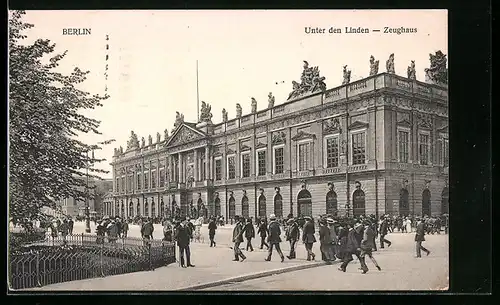 AK Berlin, Unter den Linden mit Zeughaus