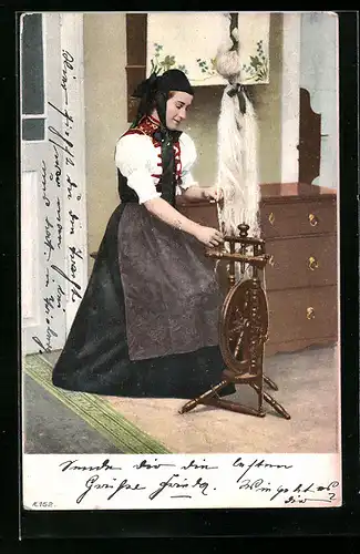 AK Frau am Spinnrad in Schwarzwälder Tracht