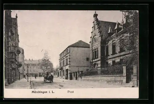 AK Mörchingen i. L., Blick auf die Post und Kutsche