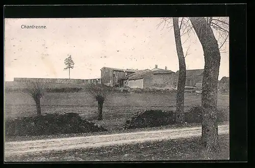 AK Chantrenne, Strassenpartie mit Gebäuden