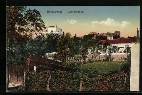AK Hercegnovi, Ortspartie mit Ruine