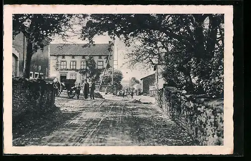 AK Leidingen bei Wallerfangen, Ehemalige deutsch-französische Grenzstrasse mit Bäumen