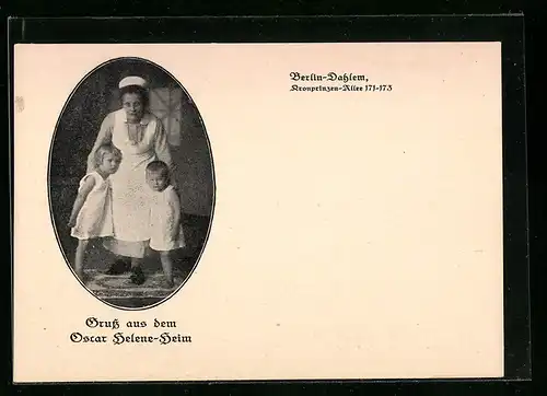 AK Berlin-Dahlem, Oscar Helene-Heim, Kronprinzen-Allee 171-173, Krankenschwester mit Kindern