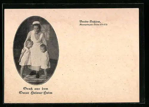 AK Berlin-Dahlem, Oscar Helene-Heim, Kronprinzen-Allee 171-173, Krankenschwester mit Kindern