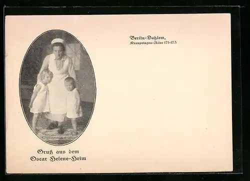 AK Berlin-Dahlem, Oscar Helene-Heim, Kronprinzen-Allee 171-173, Krankenschwester mit Kindern