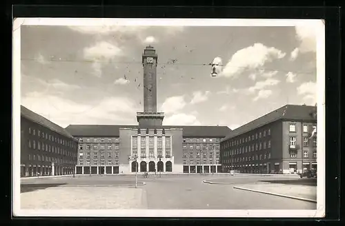 AK Mähr. Ostrau, Blick auf Rathaus