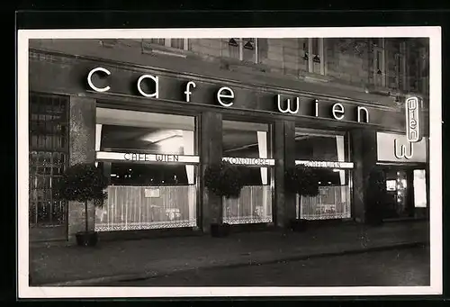 AK Frankfurt am Main, Cafe Wien an der Hauptwache bei Nacht, Aussenanicht