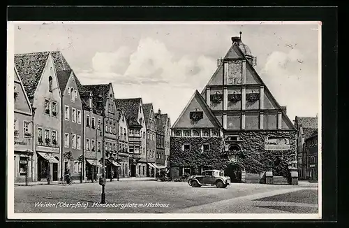 AK Weiden / Opf., Hindenburgplatz mit Rathaus