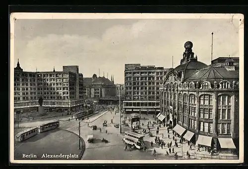 AK Berlin, Alexanderplatz mit Strassenbahn aus der Vogelschau