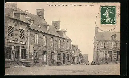 AK Saint-Cornier-des-Landes, La Place