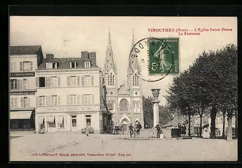 AK Vimoutiers, L`Eglise Notre-Dame, La Fontaine