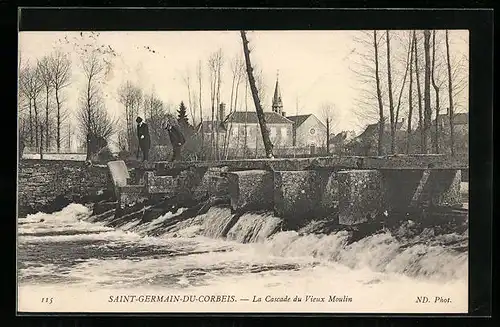 AK Saint-Germain-du-Corbeis, La Cascade du Vieux Moulin