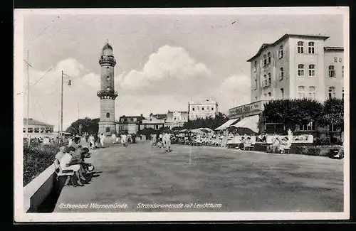 AK Warnemünde, Strandpromenade mit Leuchtturm