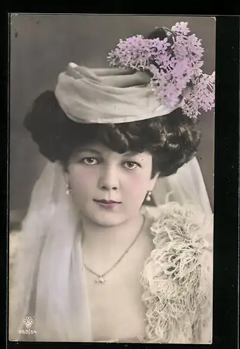 Foto-AK RPH SBW 953 /54: Frauenportrait mit Schleier und Blumen im Haar