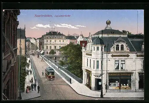 AK Saarbrücken, Blick auf die Luisenbrücke mit Strassenbahn