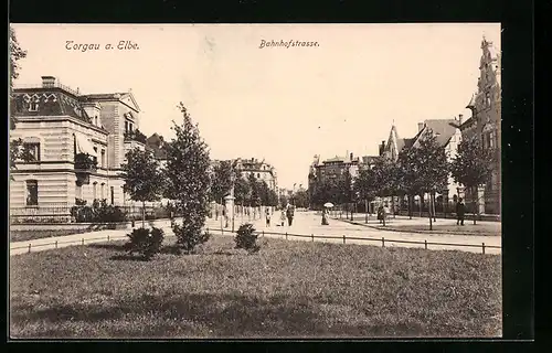 AK Torgau a. Elbe, Blick auf die Bahnhofstrasse