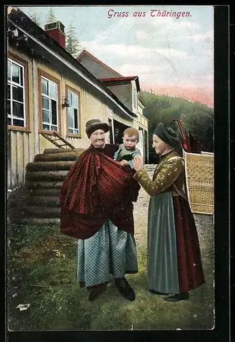 AK Zwei Grossmütter mit Baby in thüringischer Tracht