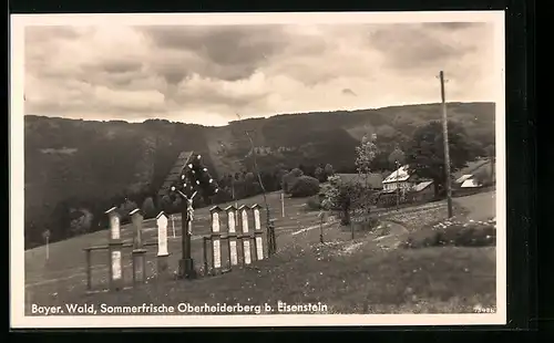 AK Oberhaiderberg b. Eisenstein, Waldpension zur schönen Aussicht, Wegkreuz
