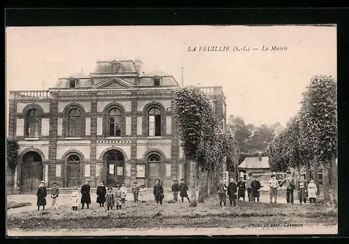 AK La Feuillie, La Mairie