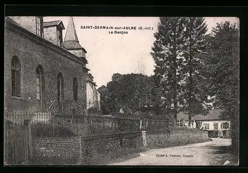 AK Saint-Germain-sur-Aulne, Le Donjon