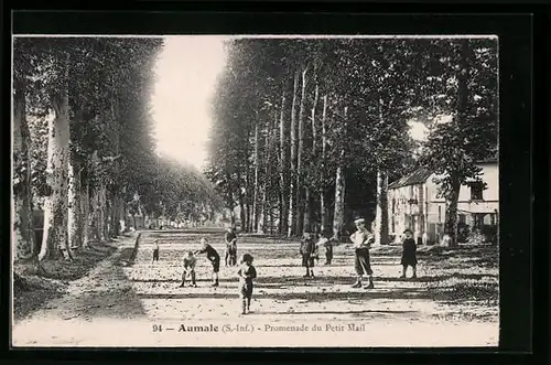 AK Aumale, Promenade du Petit Mail