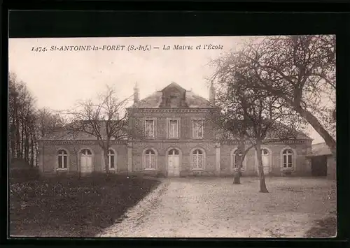 AK St-Antoine-la-Foret, La Mairie et l`Ecole