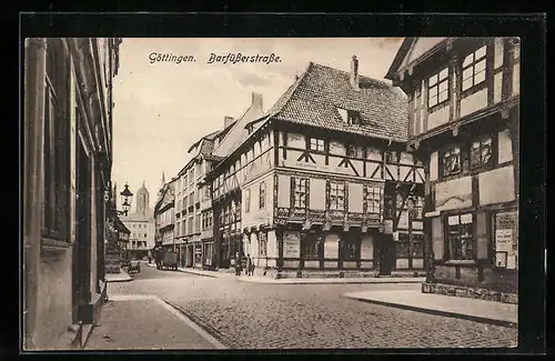 AK Göttingen, Barfüsserstrasse mit historischer Häuserzeile