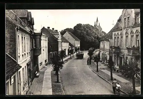AK Altruppin, Friedrich-Engels-Strasse mit Kirche aus der Vogelschau