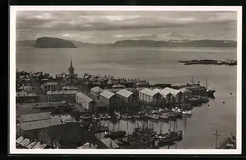 AK Hammerfest, Ortsansicht mit Hafen aus der Vogelschau