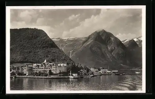 AK Balholm, Balestrand, Ortsansicht aus der Vogelschau