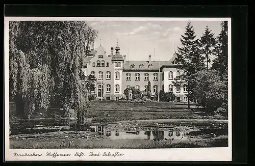 AK Bad Salzuflen, Krankenhaus Hoffmann Stift mit Seerosenteich