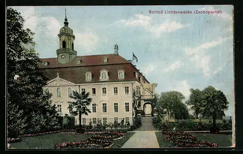 AK Lichtenwalde /Zschopautal, Blick auf das Schloss