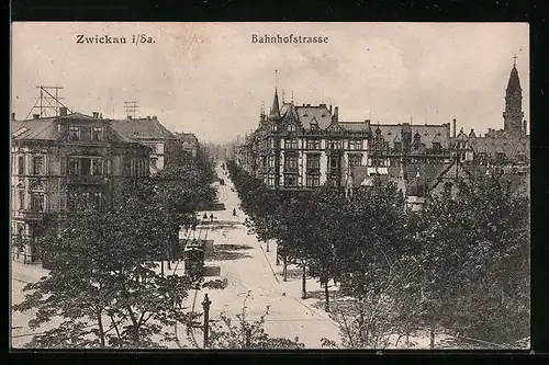 AK Zwickau i. Sa., Blick auf die Bahnhofstrasse mit Strassenbahn