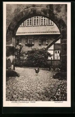 AK Iburg /Teutoburger Wald, Schlosshof mit Huhn