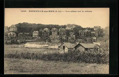 AK Pourville-sur-Mer, Les villas sur le coteau