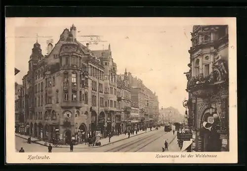 AK Karlsruhe, Kaiserstrasse bei der Waldstrasse