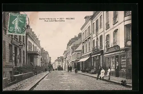 AK Bolbec, Rue Léon-Gambetta, Strassenpartie