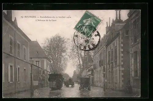AK Bourges, inondations 1910, L`avenue de la gare