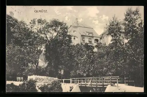 AK Olmütz, Brückenpartie mit Blick auf Villen