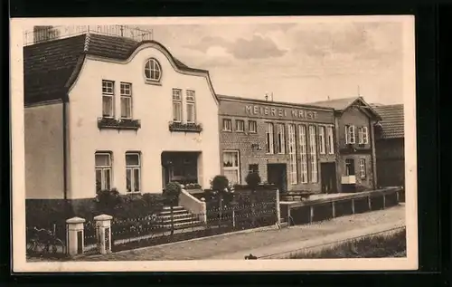 AK Wrist bei Kellinghusen, Gen. Meierei Wrist mit Strasse und Nachbargebäude